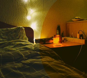 candles at bedtime: why *sleep candles* are becoming popular